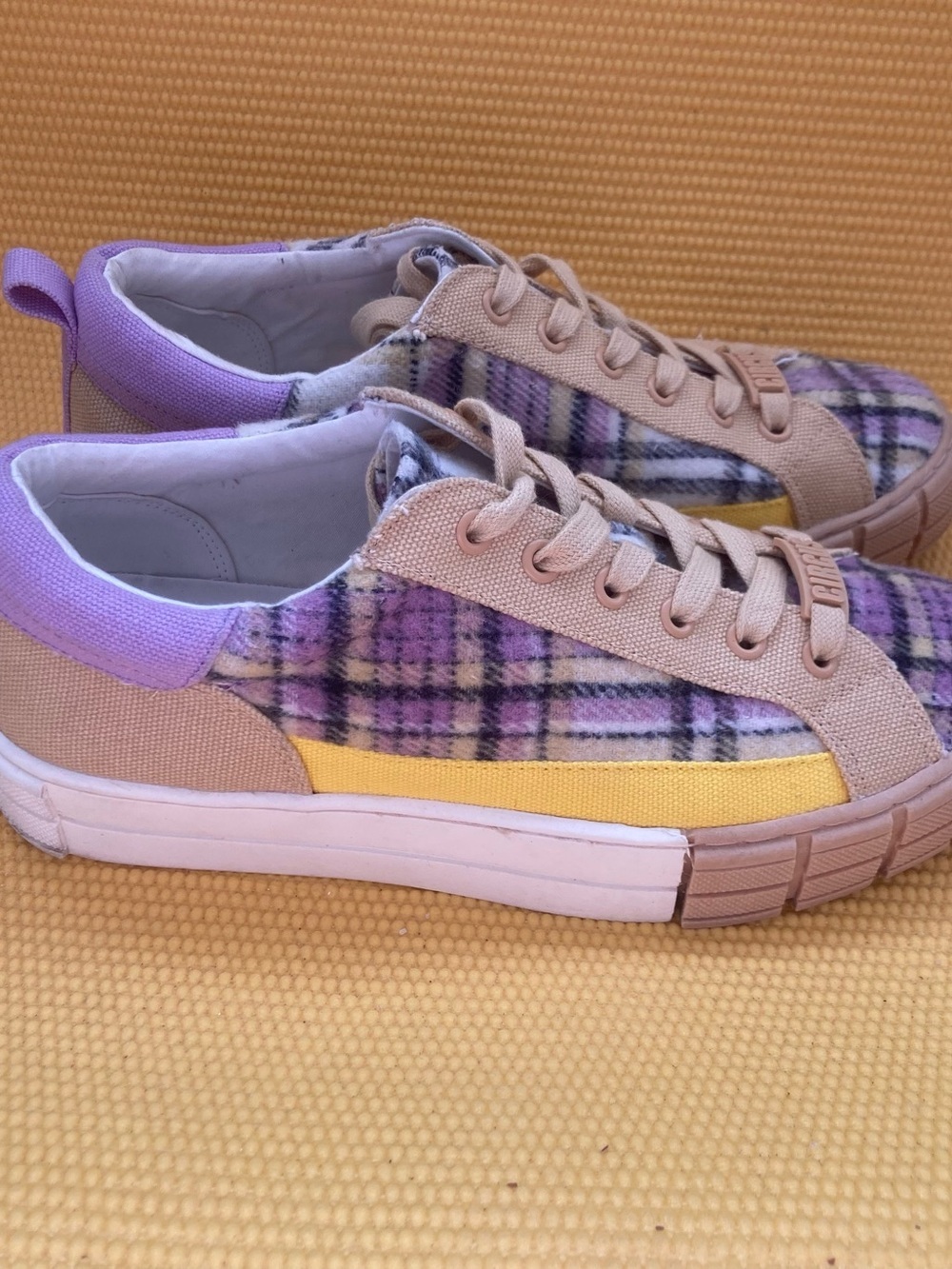 Circus by Sam Edelman Skyla Lace Up Canvas Sneakers Orchid Plaid Size 8 ( 5uk )